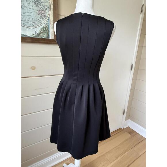 VINCE CAMUTO Black Dress 6 Pleated Fit&Flare Pockets Cocktail Career MSRP $128 - Picture 3 of 9